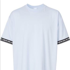 Burberry t shirt